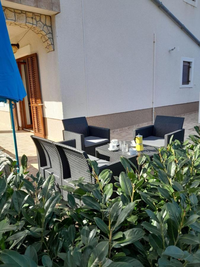 Apartment Dean Klimno Zewnętrze zdjęcie